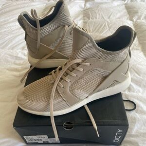 Aldo Men’s high top size 11